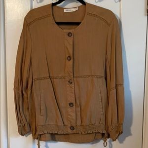 Millibon button up top/shirt